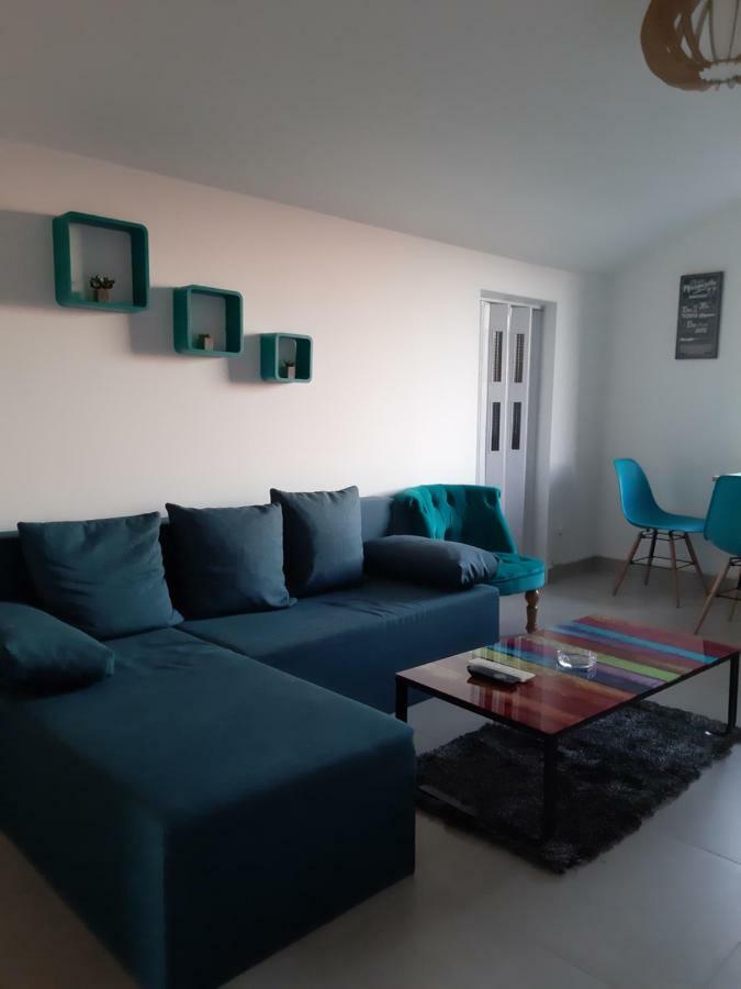 奈维斯Studio Apartman Lady公寓 外观 照片
